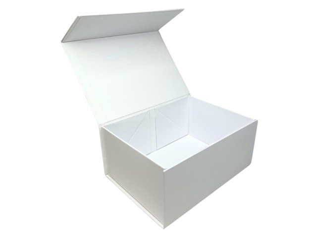 WHITE Gift Box with Magnetic Close Mini Rec 50/CTN